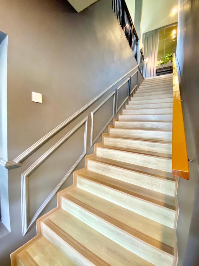 Faizal Madhi Homestay Кучінг Екстер'єр фото