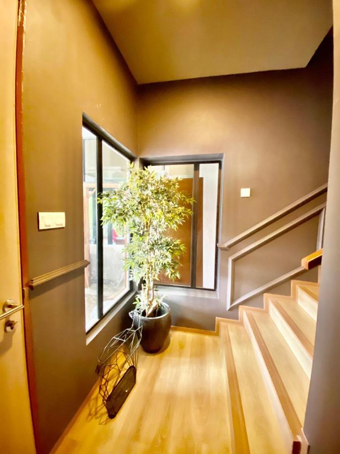 Faizal Madhi Homestay Кучінг Екстер'єр фото