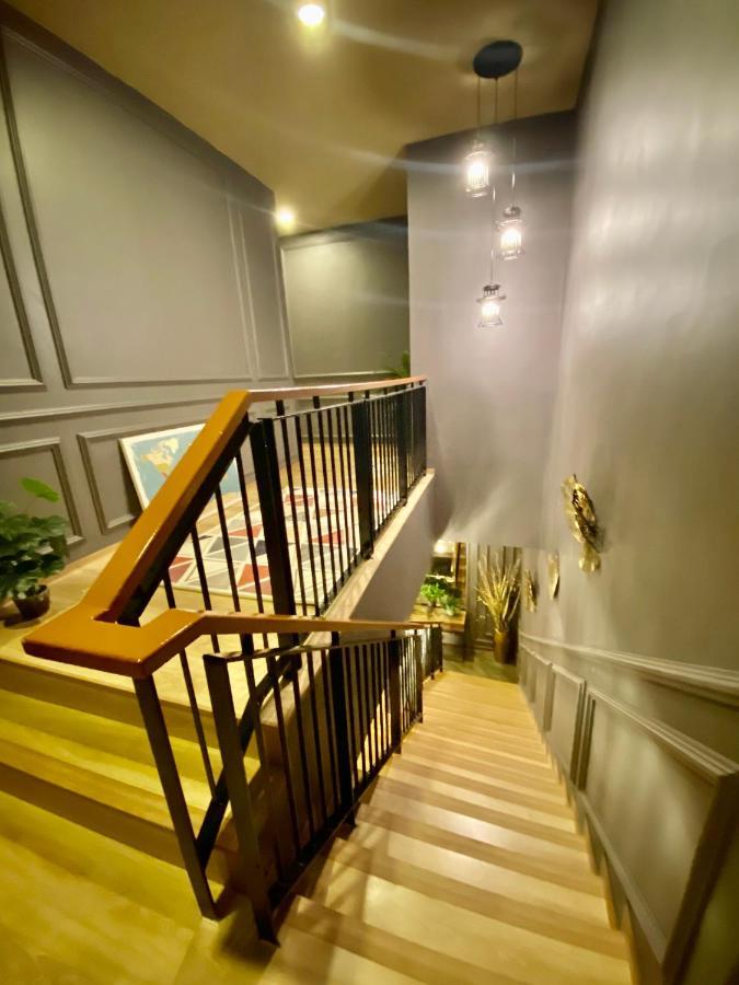 Faizal Madhi Homestay Кучінг Екстер'єр фото