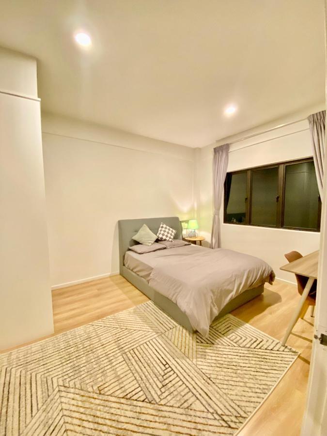 Faizal Madhi Homestay Кучінг Екстер'єр фото